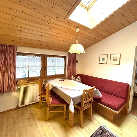 בית הארחה Gaestehaus Elfriede מאיירהופן