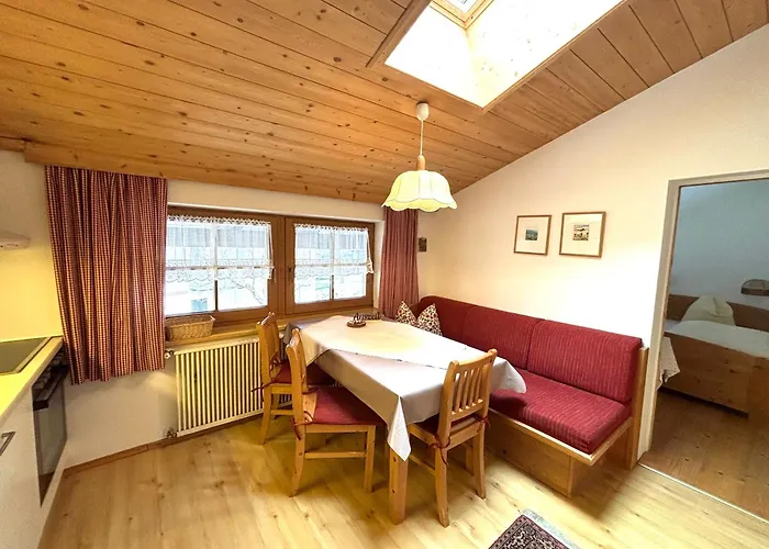 בית הארחה Gaestehaus Elfriede מאיירהופן