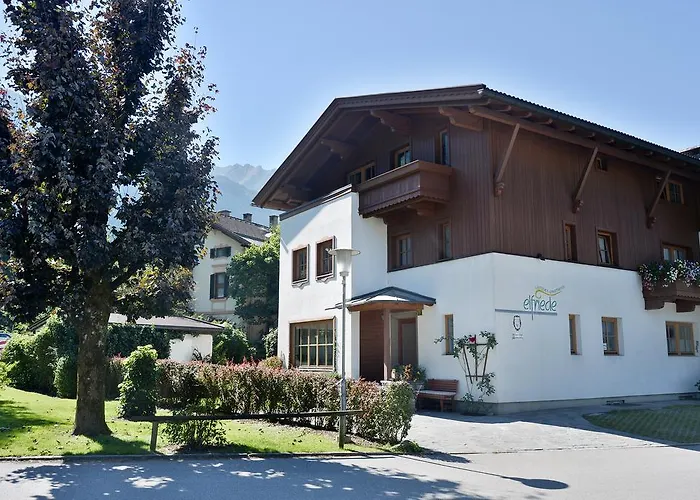 Gaestehaus Elfriede بيت ضيافة 3*